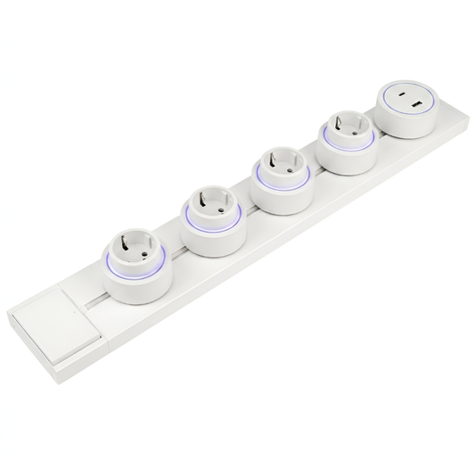 Šinska utičnica 60cm sa 4 šuko modula i 1 USB modulom - bela